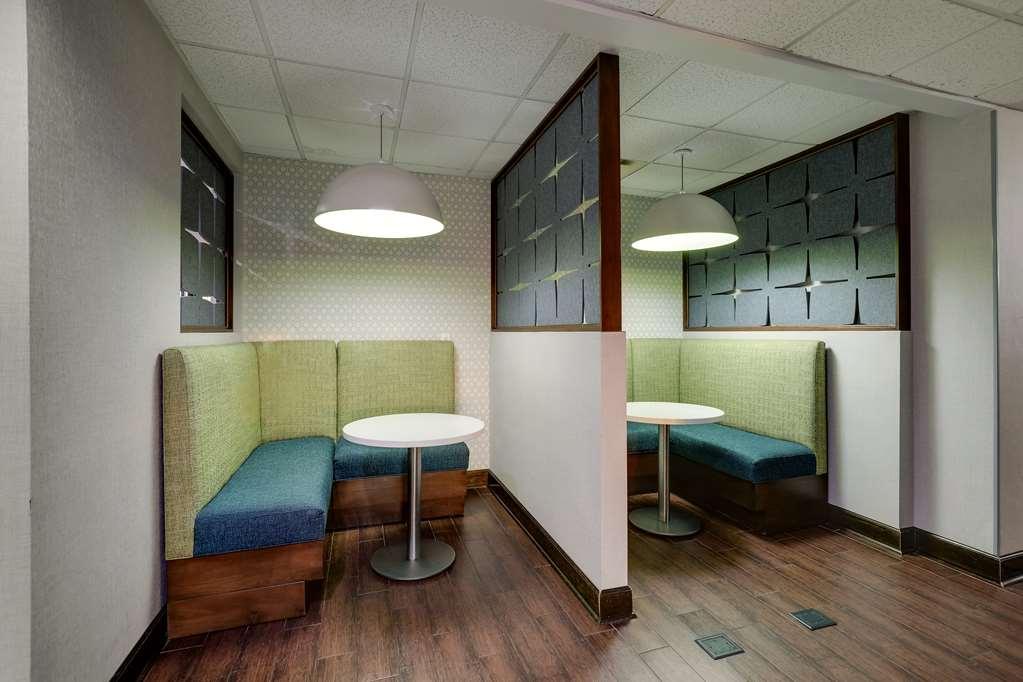 Hampton Inn Moultrie Interior foto